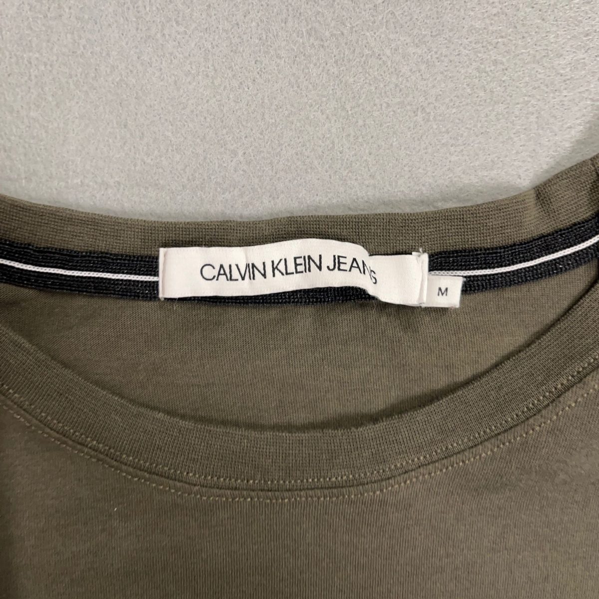 Calvin Klein Grey Short Sleeved T-shirt Men Size XS - Image 5