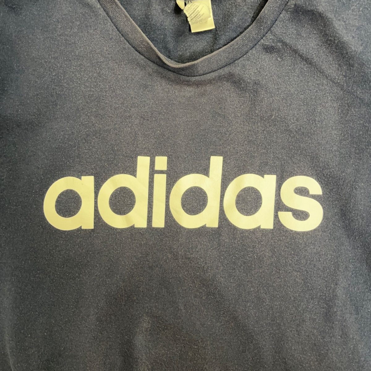 Adidas Navy Short Sleeved T-shirt Mens Size M - Image 5